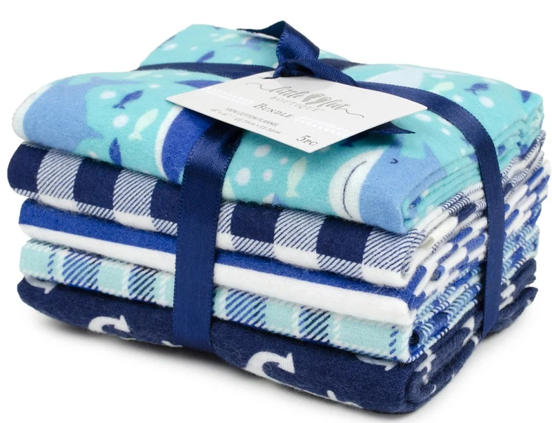5 Flannel Fat Quarters Sea Life Blue White 18" x 21"