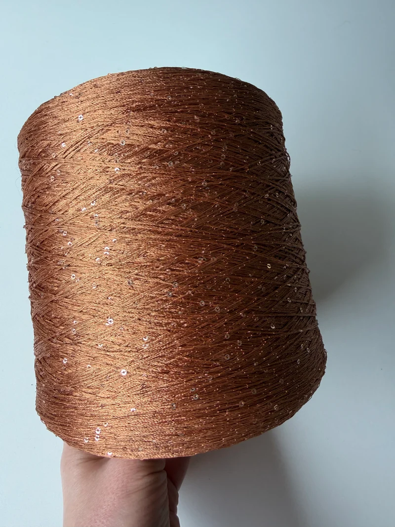 Lentejuelas micro, color óxido, cono de 1300 g