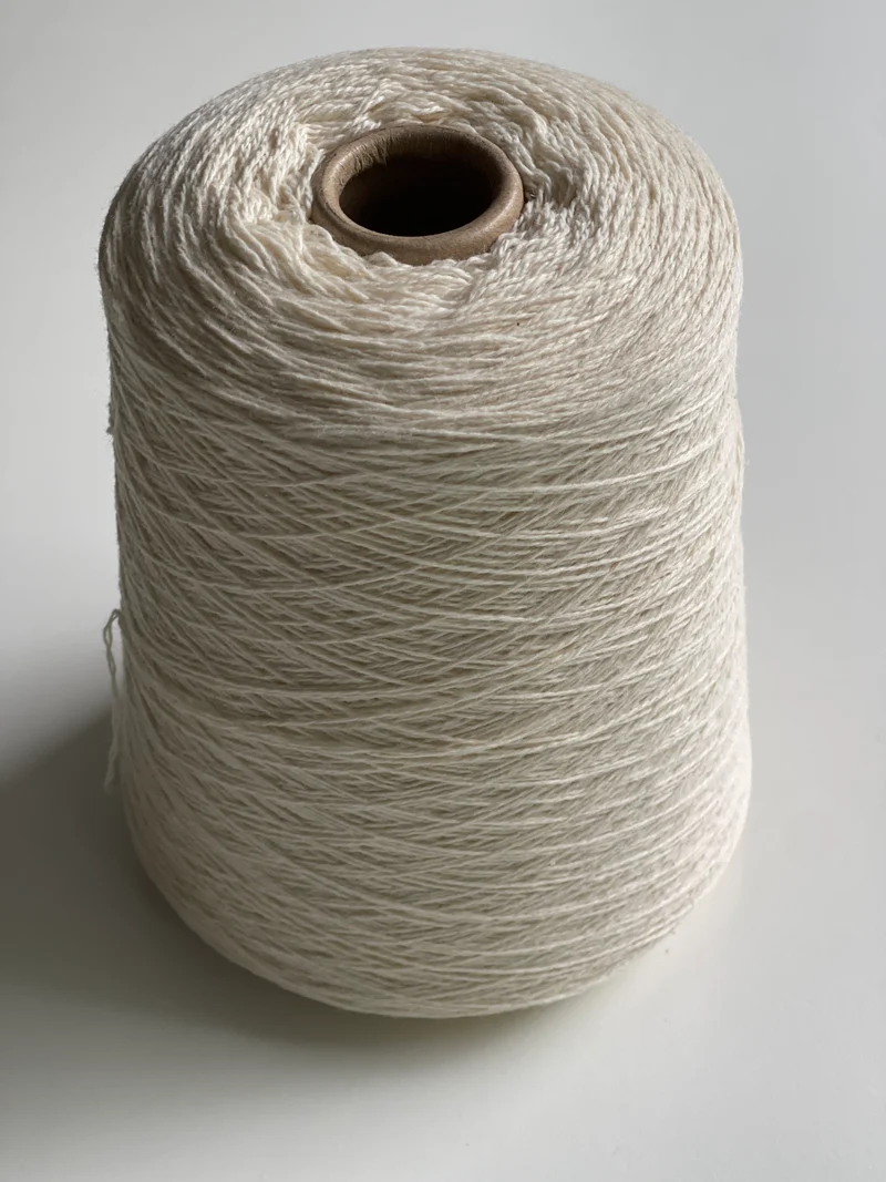 Millefili Baby Yak Blanco cremoso