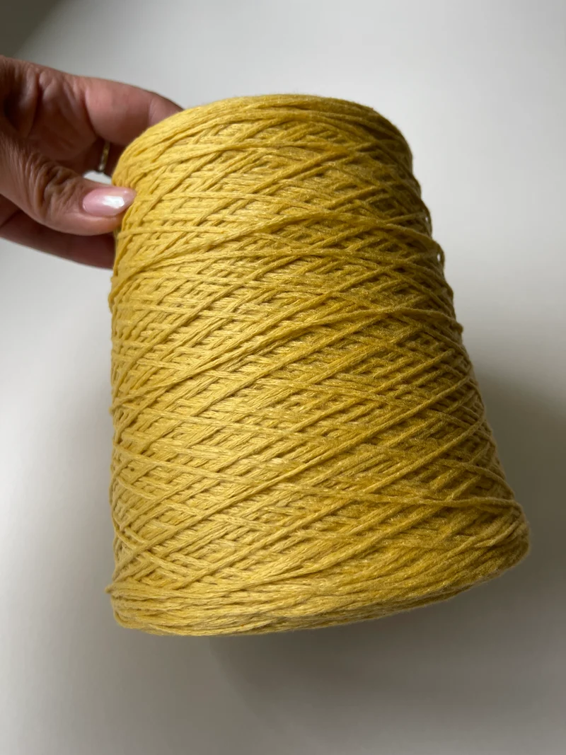 Piuma Cariaggi 100% Cachemira Italiana, Amarillo 50 gr