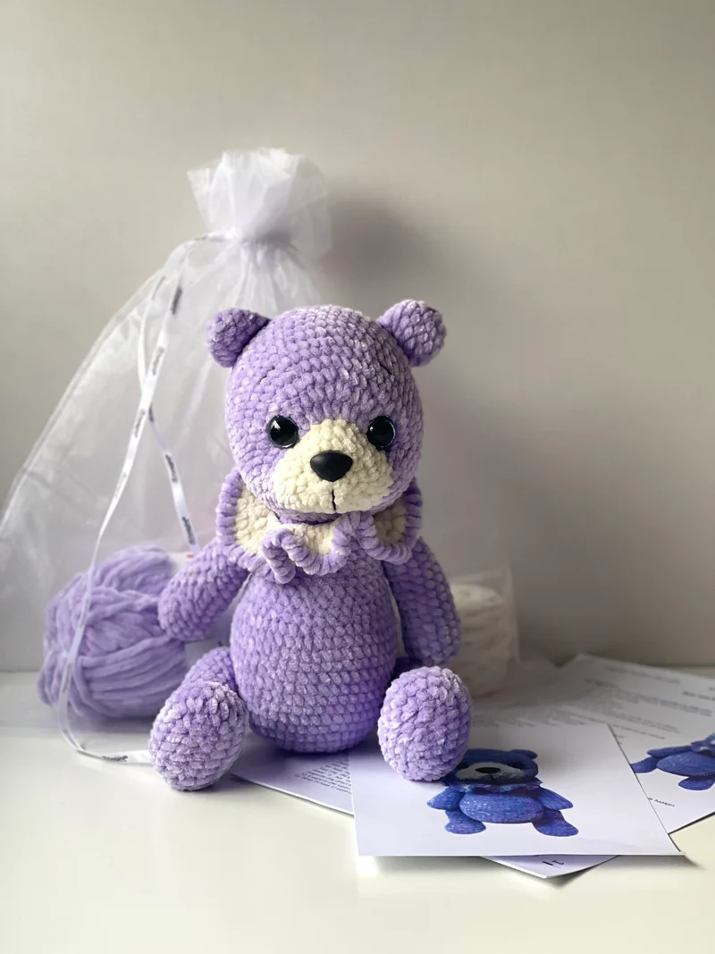 KIT de crochet (HILOS + PDF) "Oso con collar"