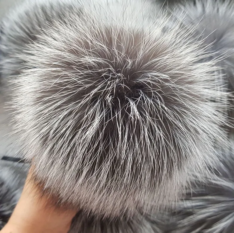 Pompón de piel de lujo 100 % zorro natural (gris)