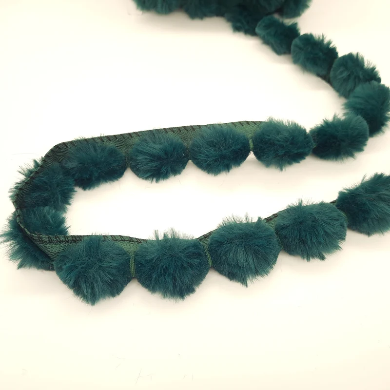 Bordatura in Eco-Pelliccia pon-pon
