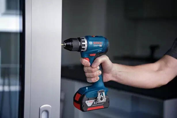 Taladro de percusión Bosch GSB 18V-45 2x2,0Ah