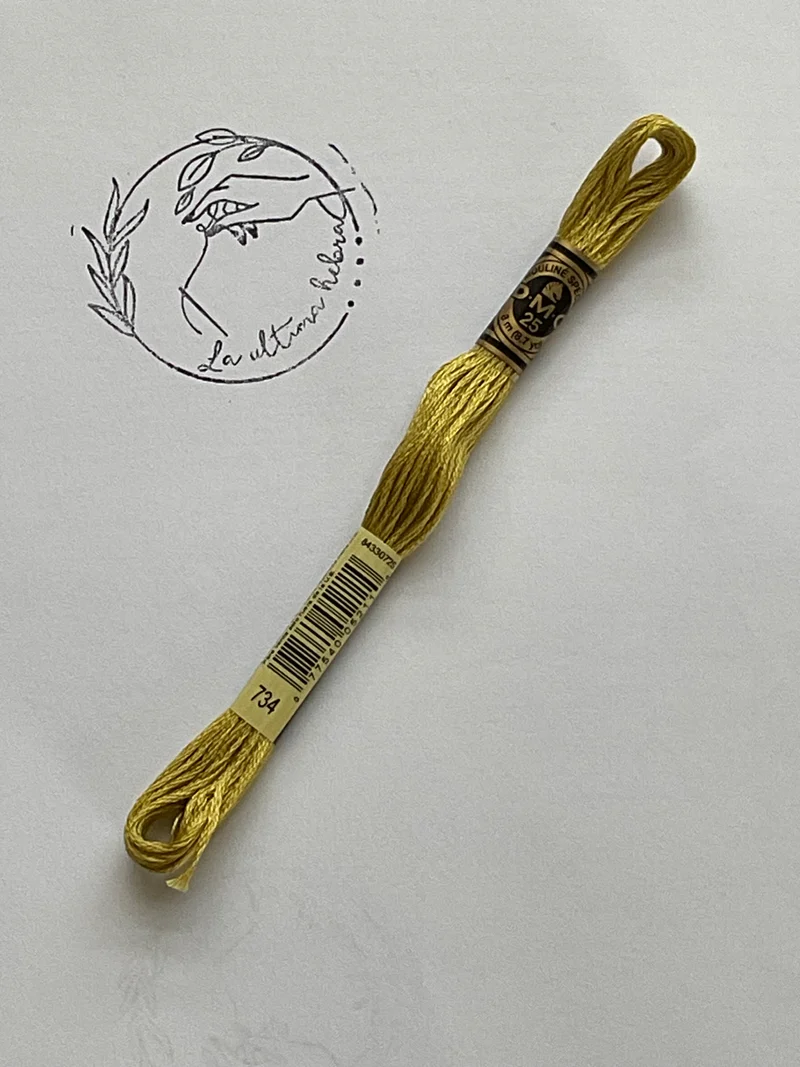 Madeja de bordado DMC - REF. 734