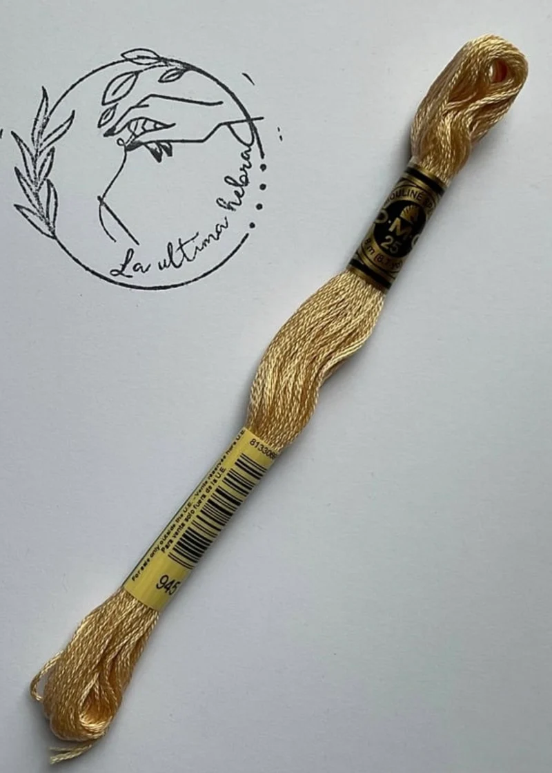 Madeja de bordado DMC - REF. 945