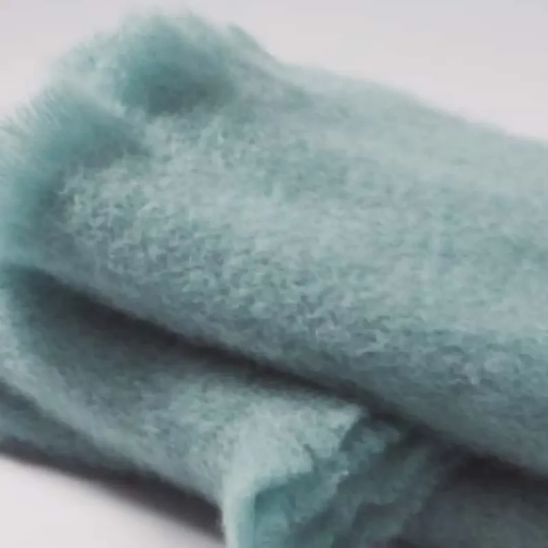 Manta Mohair Gris Celeste