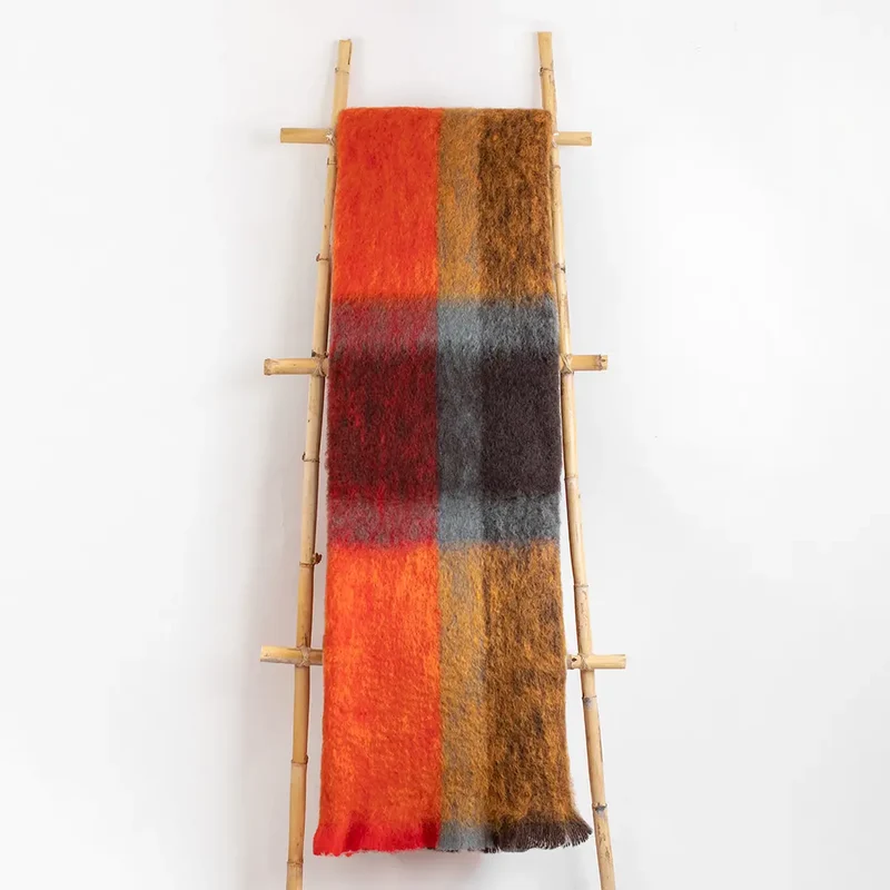 Manta Mohair Tartán Naranja y Rojo