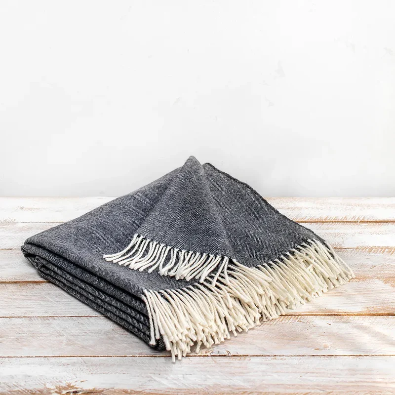 Manta de Lana Merino Gris Oscuro